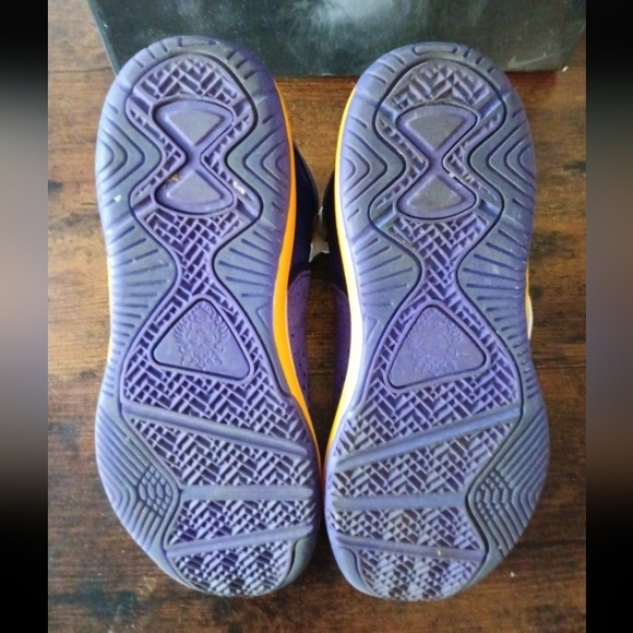 LeBron VIII - Picture 4 of 6